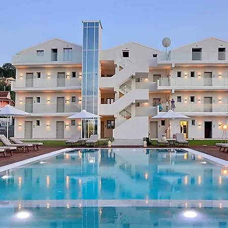 Ξενοδοχείο V Luxury 3*