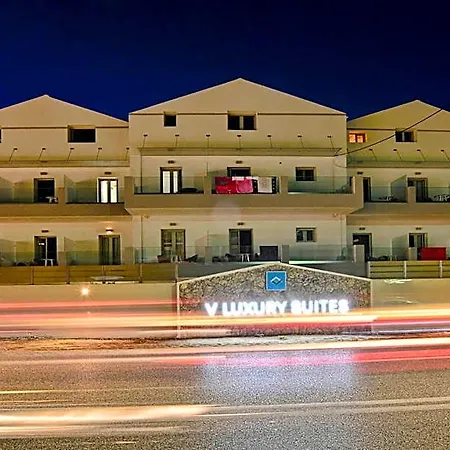 V Luxury 3* Σιναράδες