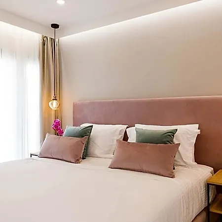 V Luxury 3*