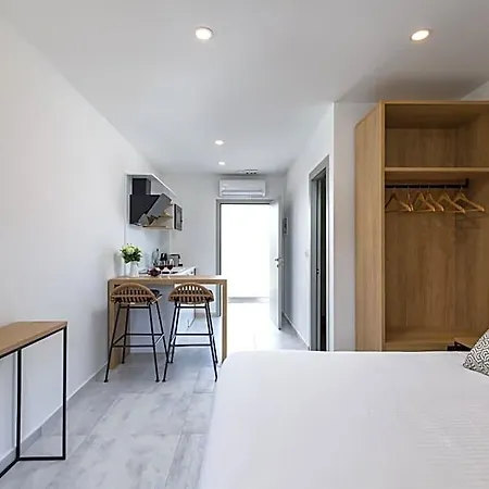 Hotel V Luxury 3*